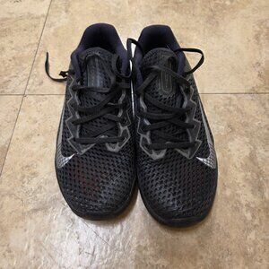 Black Nike Metcon Sneakers